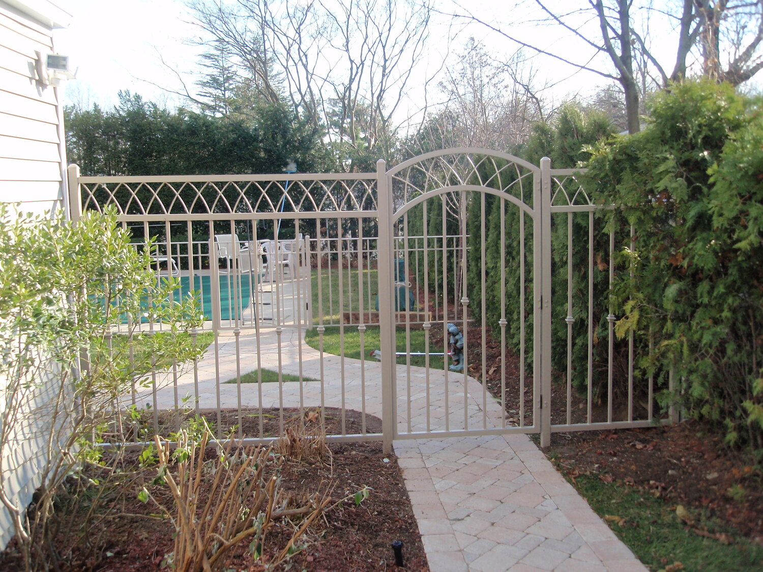 Steel Bar Fences 12
