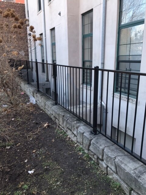 Steel Bar Fences 24